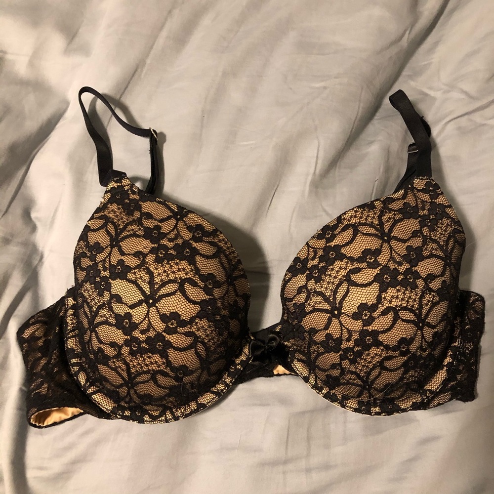 Bra Bundle - Picture 2 of 7